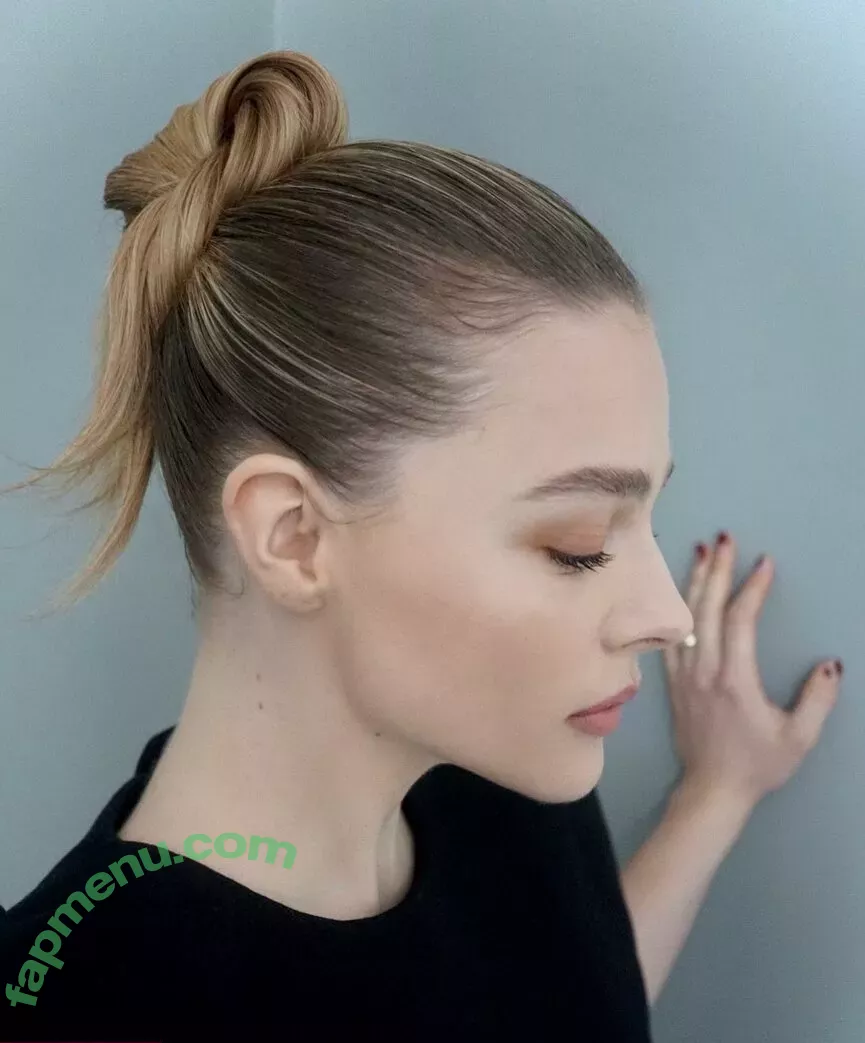 Chloë Grace Moretz nude photo #0368 (chloegmoretz)