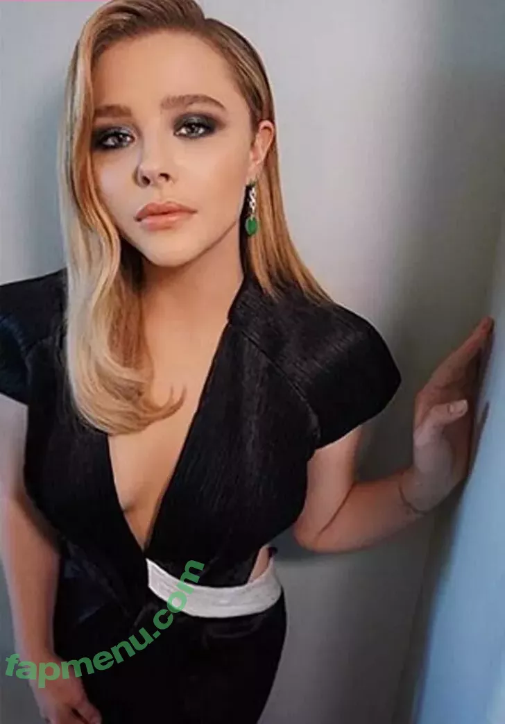 Chloë Grace Moretz nude photo #0377 (chloegmoretz)