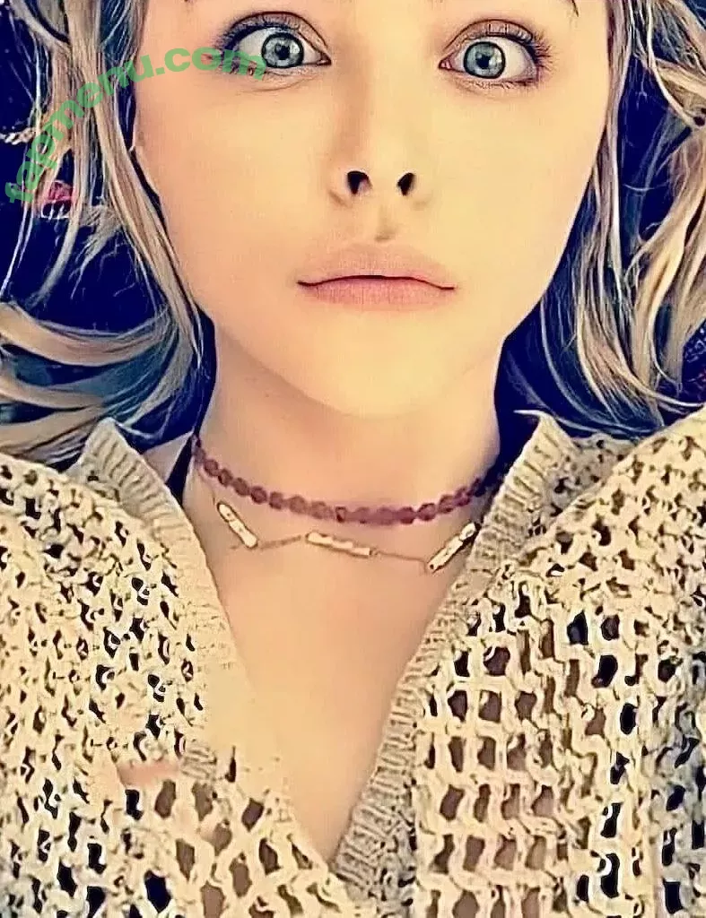 Chloë Grace Moretz nude photo #0403 (chloegmoretz)