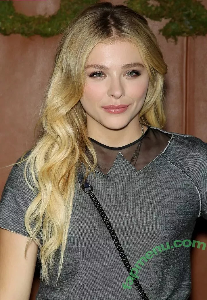 Chloë Grace Moretz nude photo #0548 (chloegmoretz)