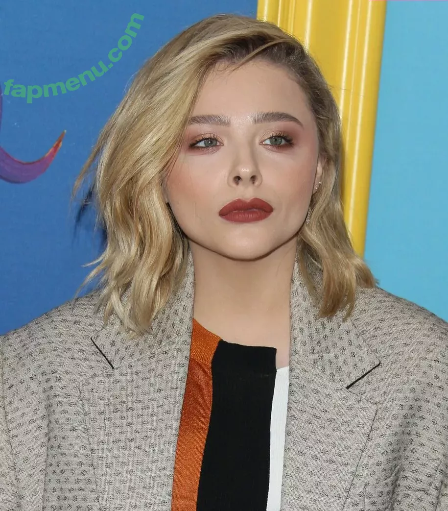 Chloë Grace Moretz nude photo #0591 (chloegmoretz)