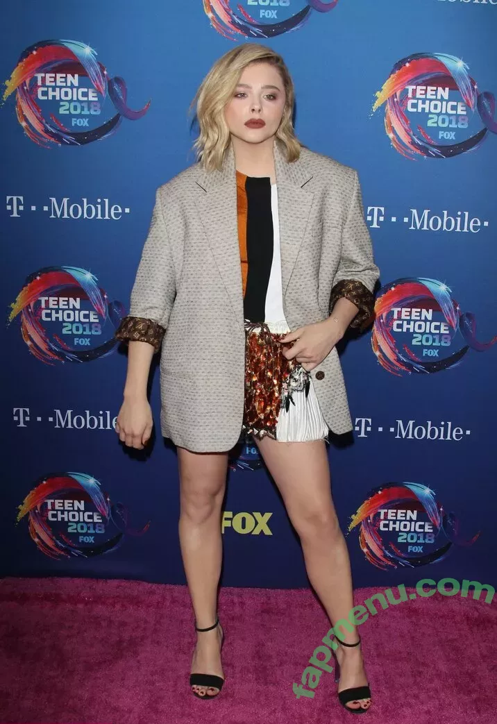 Chloë Grace Moretz nude photo #0599 (chloegmoretz)