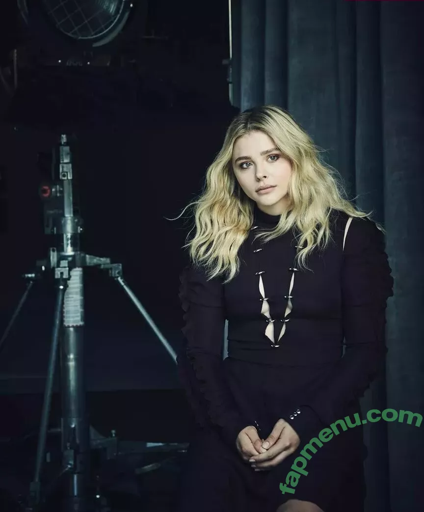 Chloë Grace Moretz nude photo #0603 (chloegmoretz)