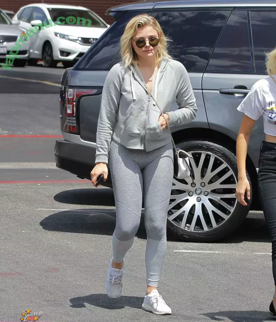 Chloë Grace Moretz nude photo #0671 (chloegmoretz)