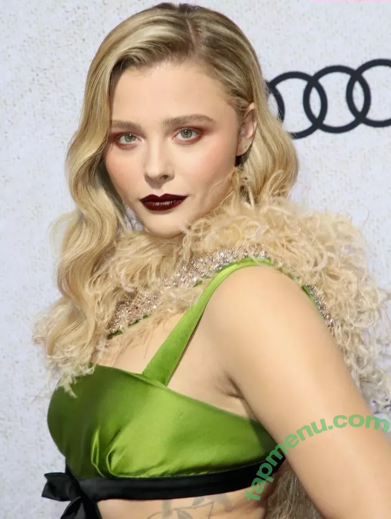 Chloë Grace Moretz nude photo #0683 (chloegmoretz)