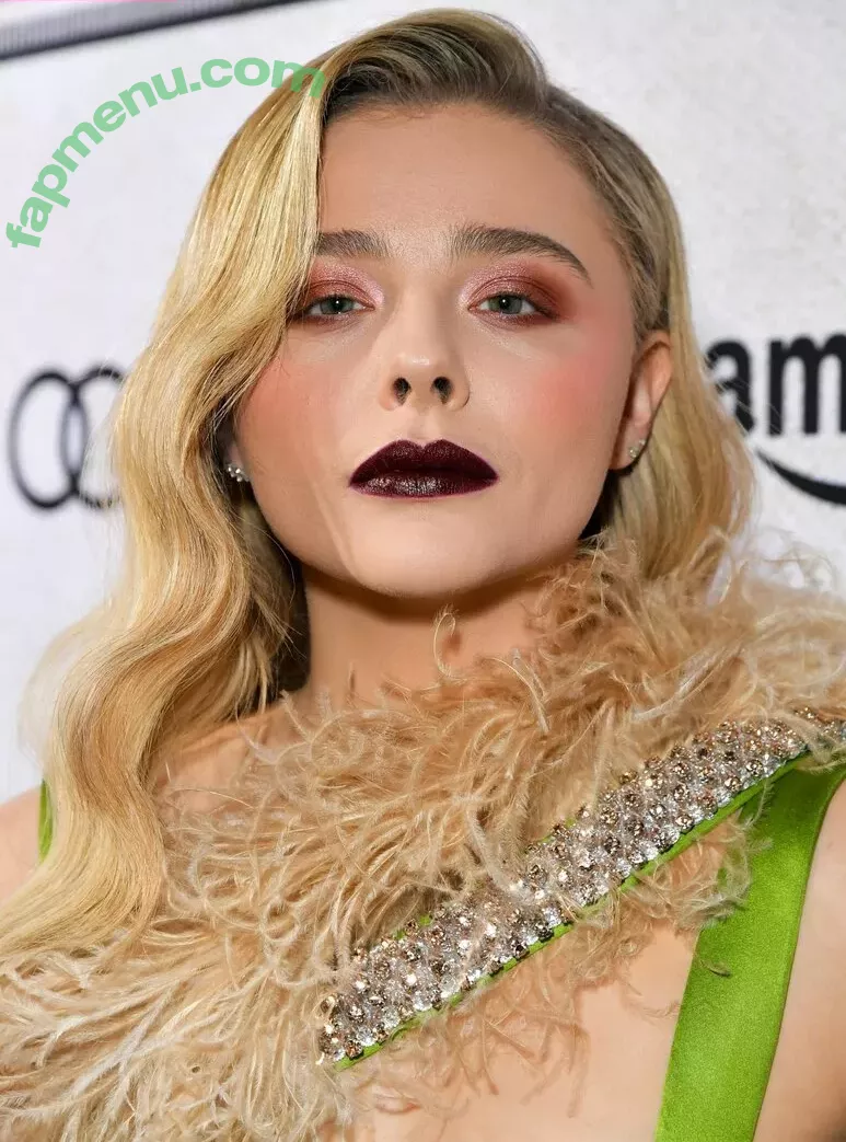 Chloë Grace Moretz nude photo #0690 (chloegmoretz)