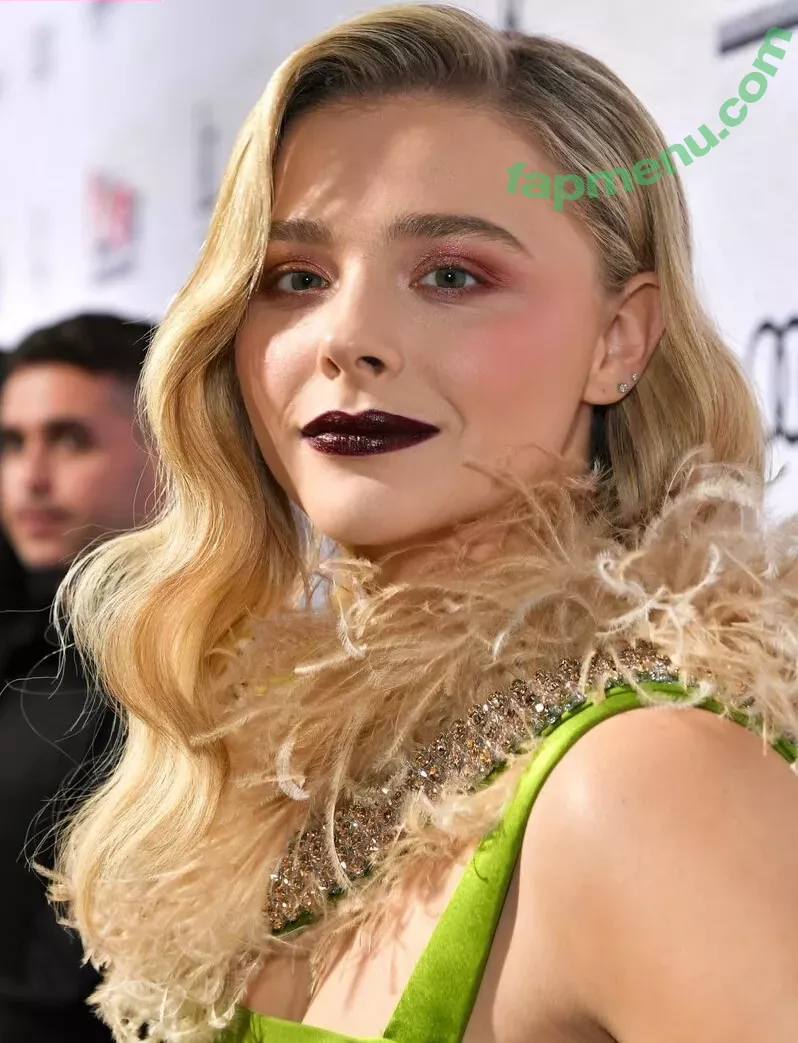 Chloë Grace Moretz nude photo #0698 (chloegmoretz)