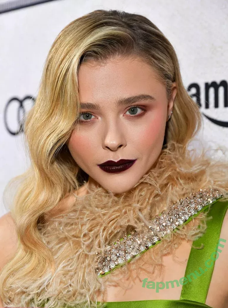 Chloë Grace Moretz nude photo #0701 (chloegmoretz)