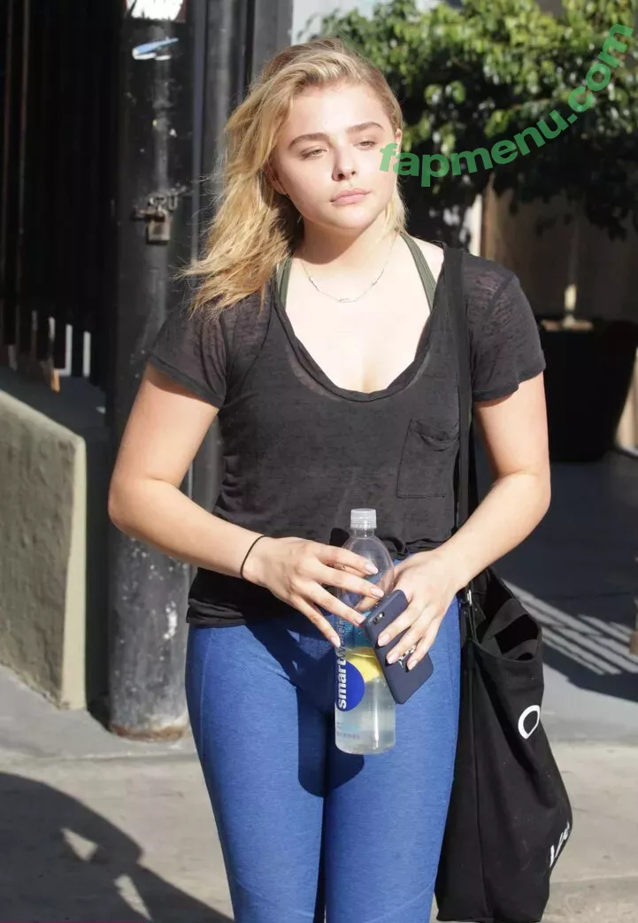 Chloë Grace Moretz nude photo #0750 (chloegmoretz)