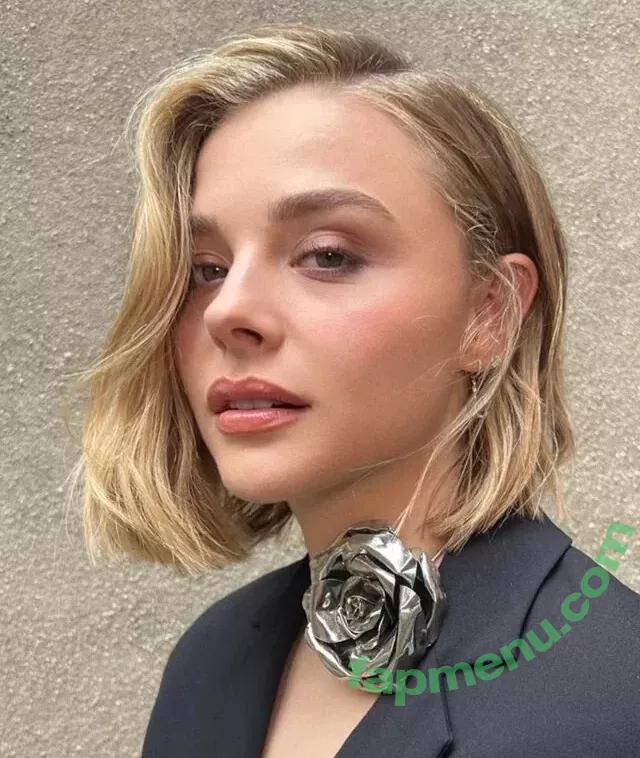 Chloë Grace Moretz nude photo #0902 (chloegmoretz)