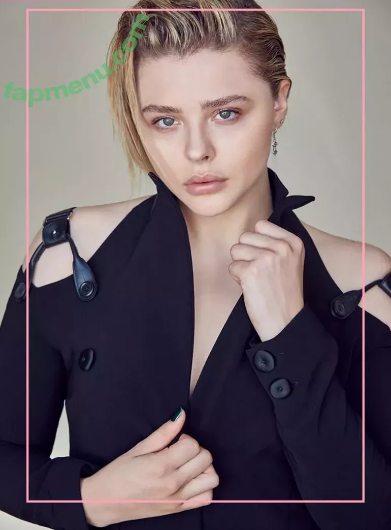 Chloë Grace Moretz nude photo #0990 (chloegmoretz)