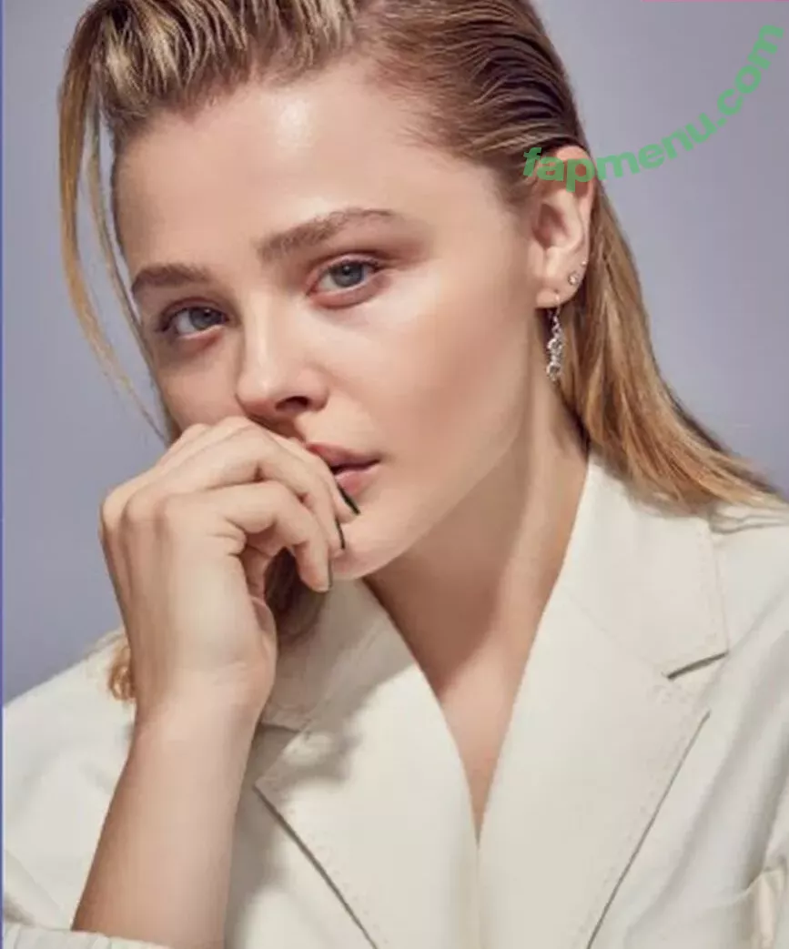 Chloë Grace Moretz nude photo #0992 (chloegmoretz)