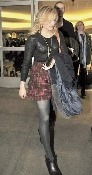 Chloë Grace Moretz / chloegmoretz nude photo #1085