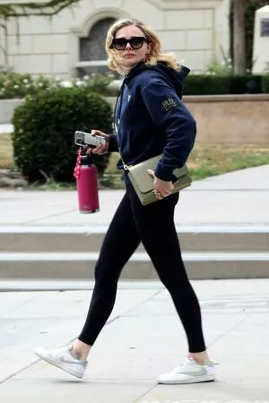 Chloë Grace Moretz / chloegmoretz nude photo #1104