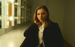 Chloë Grace Moretz / chloegmoretz nude photo #1457