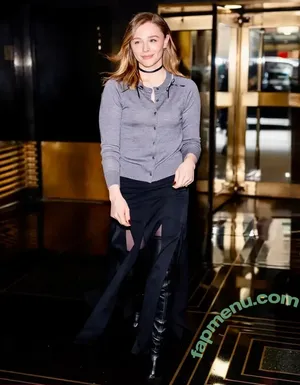 Chloë Grace Moretz / chloegmoretz nude photo #1519