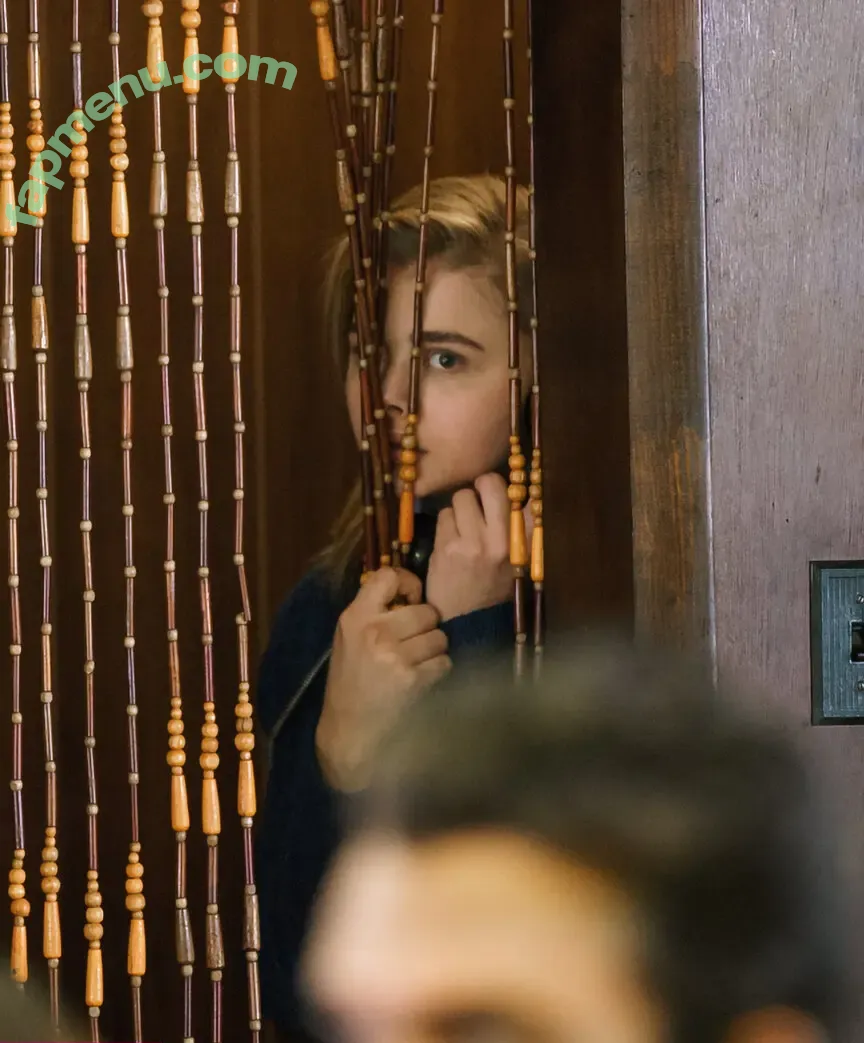 Chloë Grace Moretz nude photo #1420 (chloegmoretz)