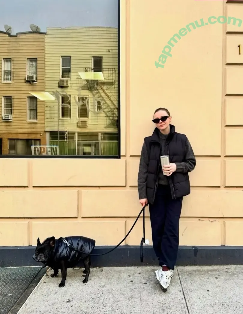 Chloë Grace Moretz nude photo #1494 (chloegmoretz)