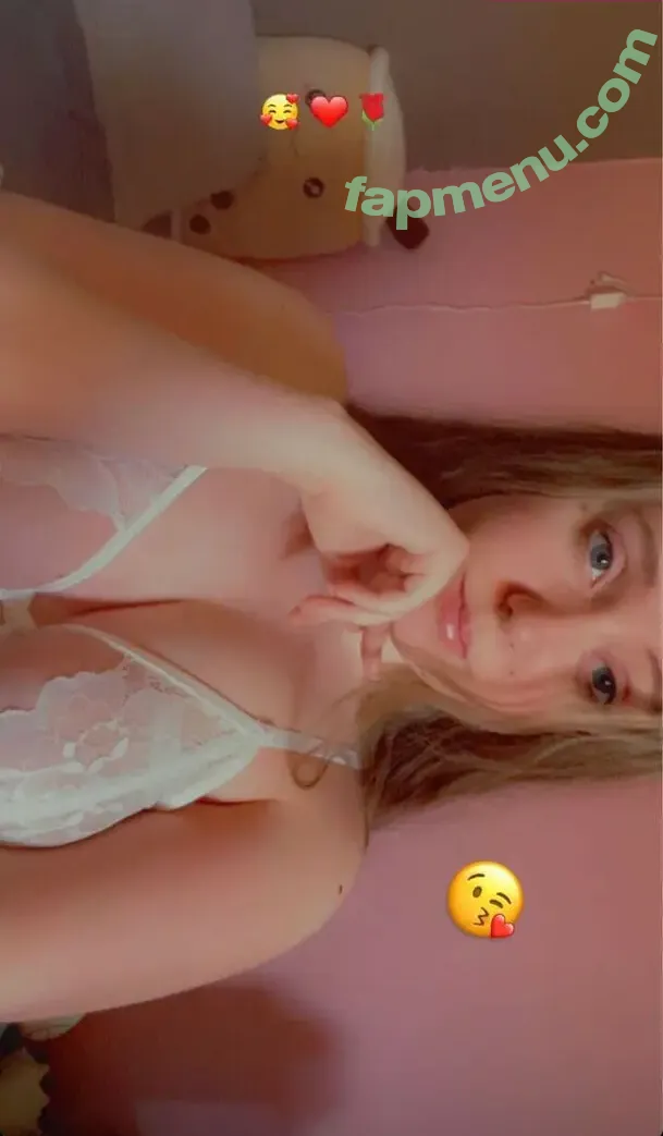 Chlobuns NSFWchlobuns nude photo #0001 (ChloBuns / chlobuns_)