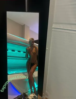 Chlochristienx / chlo christien x / chlolillianx nude photo #0013