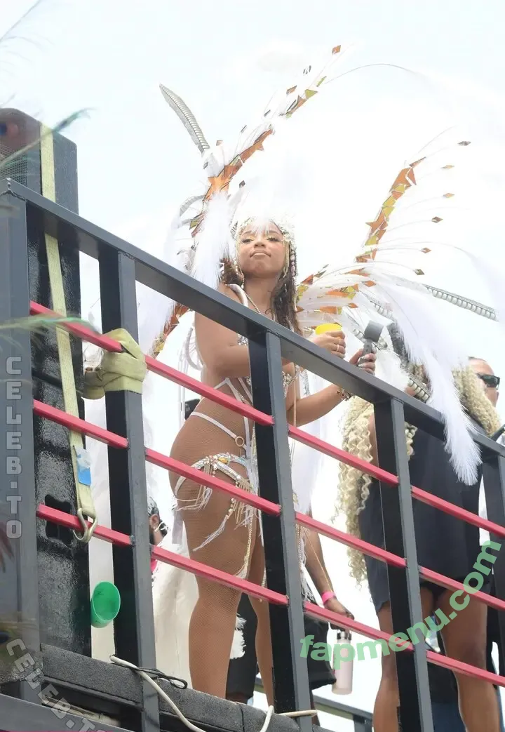 Chloe Bailey nude photo #0219 (ChloeBailey / chloebaileyofficial / chloebaileywashere / chloebaileyyy)