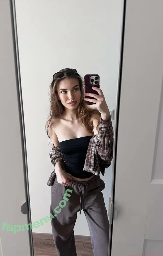chloe_barbie nude photo #0019 (chloebarbie_)