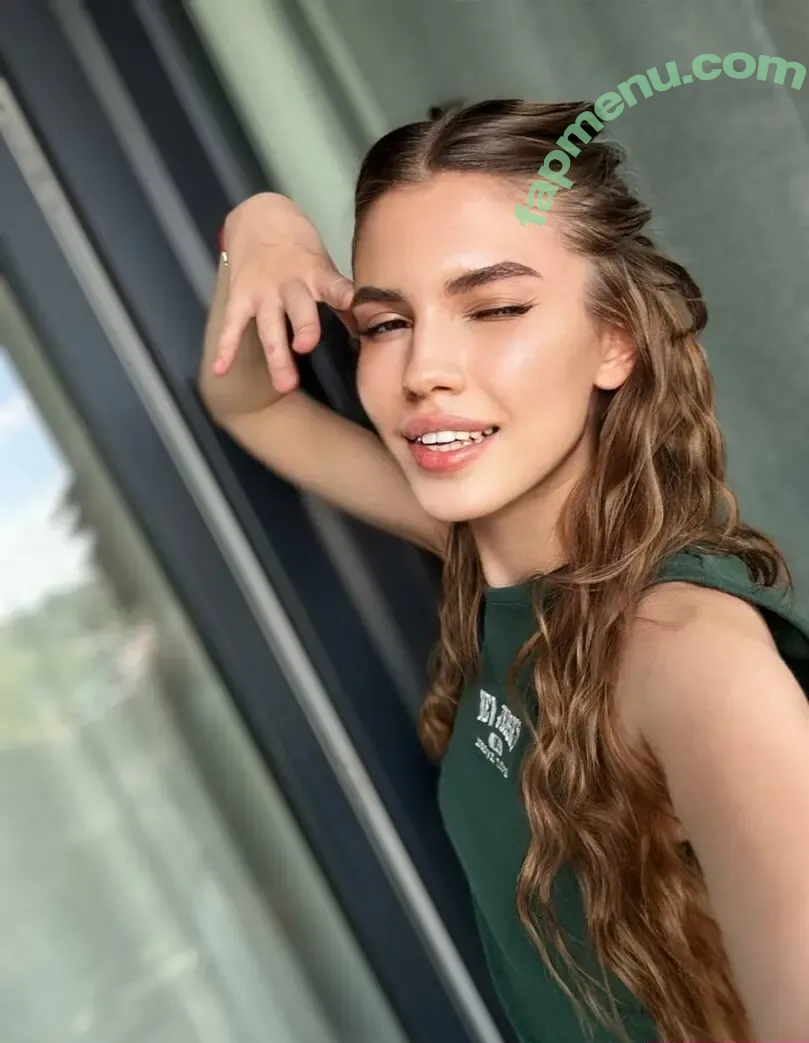 chloe_barbie nude photo #0060 (chloebarbie_)