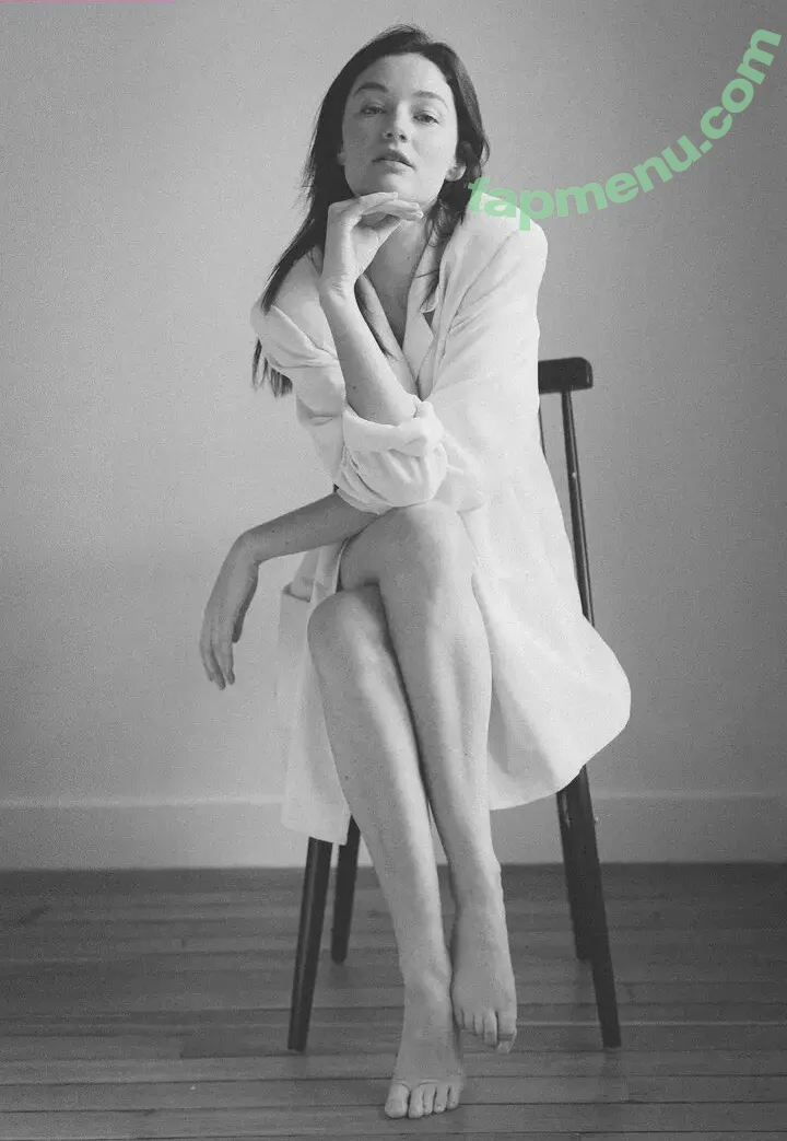 Chloe Bechini nude photo #0196 (chloebechini)