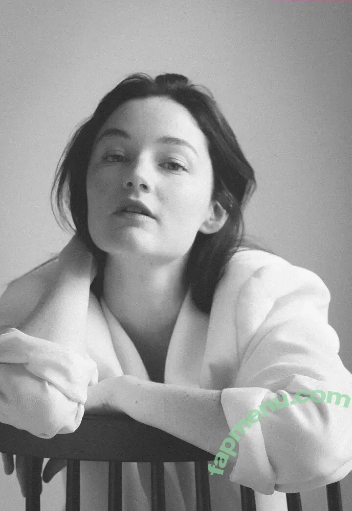 Chloe Bechini nude photo #0206 (chloebechini)