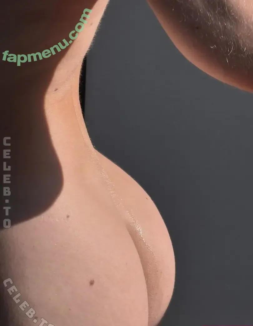 chloe_bella nude photo #0008 (hoebellaxoxo)