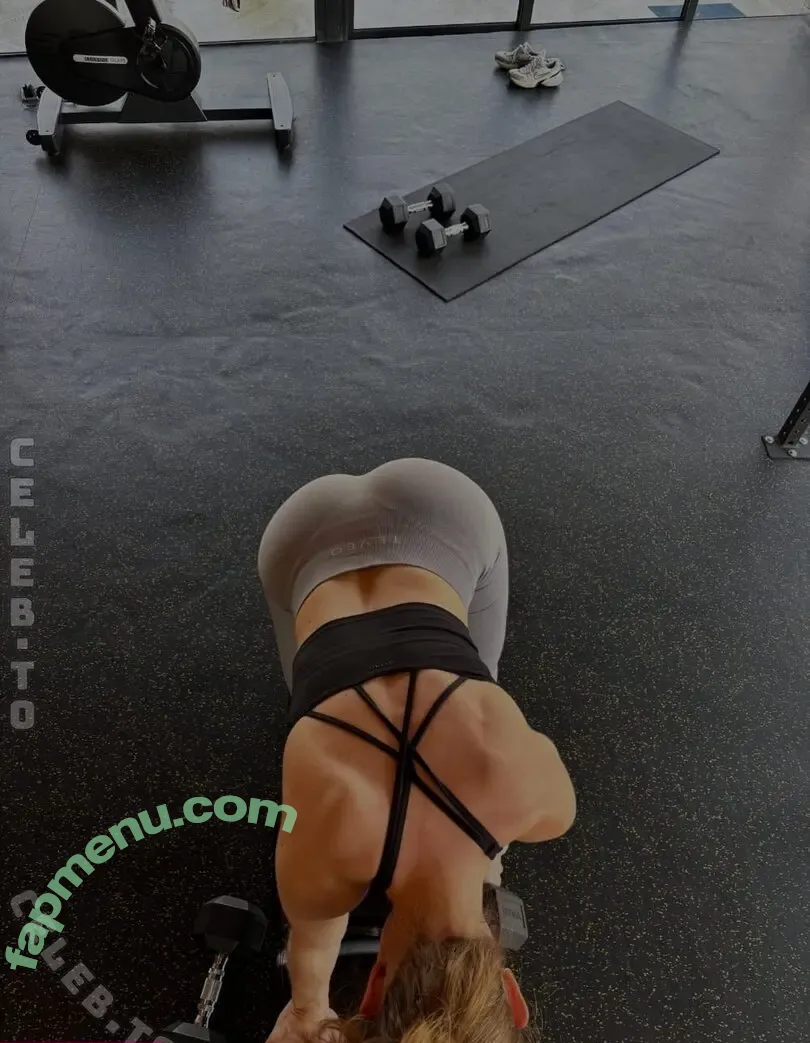 chloe_bella nude photo #0028 (hoebellaxoxo)