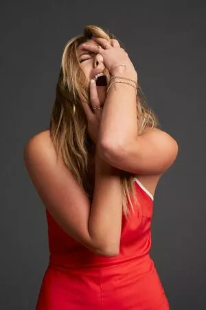 Chloe Bennet / chloebennet nude photo #0188