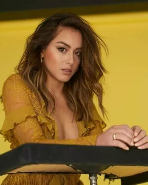 Chloe Bennet / chloebennet nude photo #0350