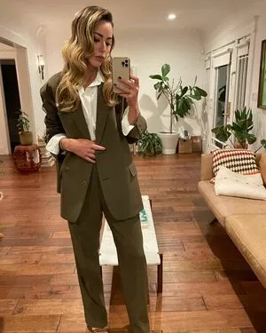 Chloe Bennet / chloebennet nude photo #0386