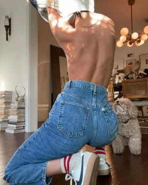 Chloe Bennet / chloebennet nude photo #0401