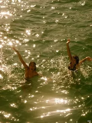 Chloe Bennet / chloebennet nude photo #0405