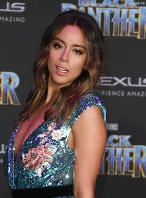 Chloe Bennet / chloebennet nude photo #0636