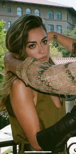 Chloe Bennet / chloebennet nude photo #0638