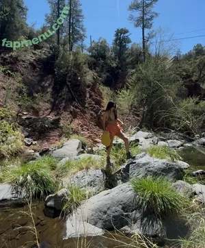Chloe Bennet / chloebennet nude photo #0804