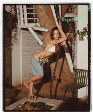 Chloe Bennet / chloebennet nude photo #0808