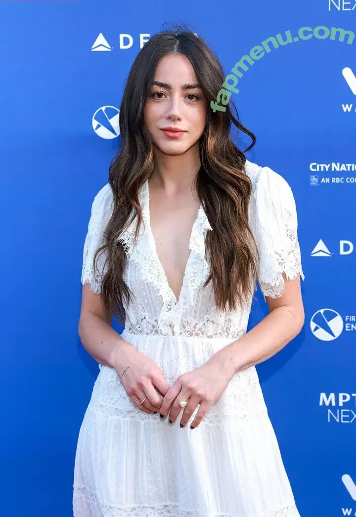 Chloe Bennet nude photo #0821 (chloebennet)