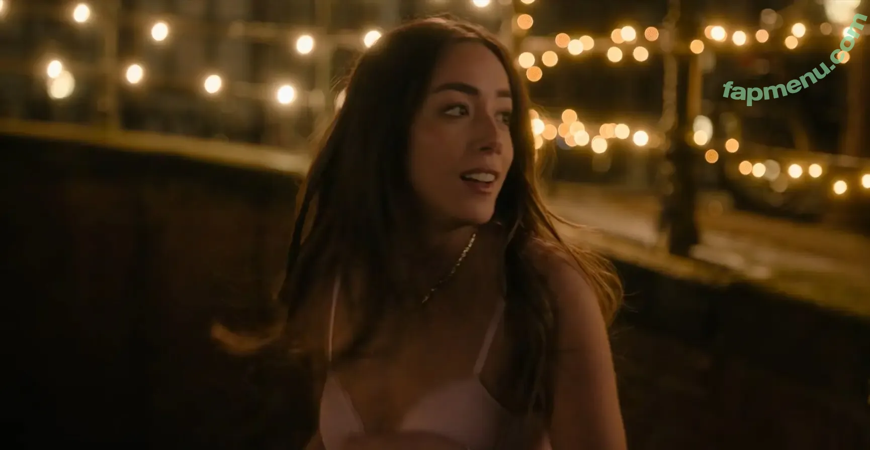 Chloe Bennet nude photo #0920 (chloebennet)