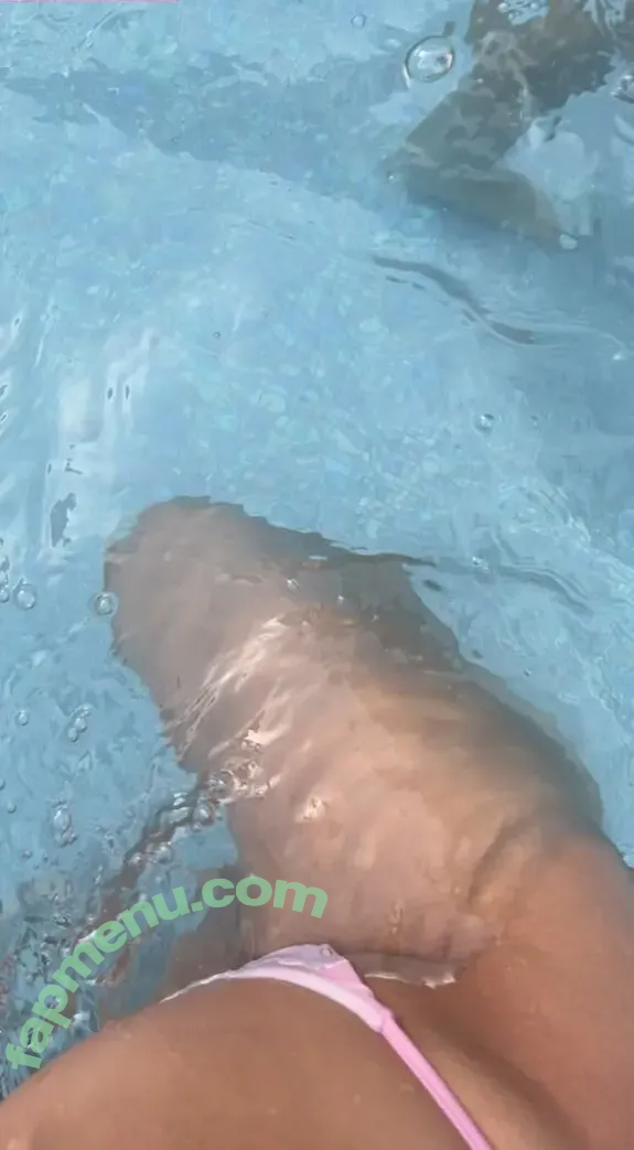 Chloe Burns nude photo #0158 (chloe.burnns)