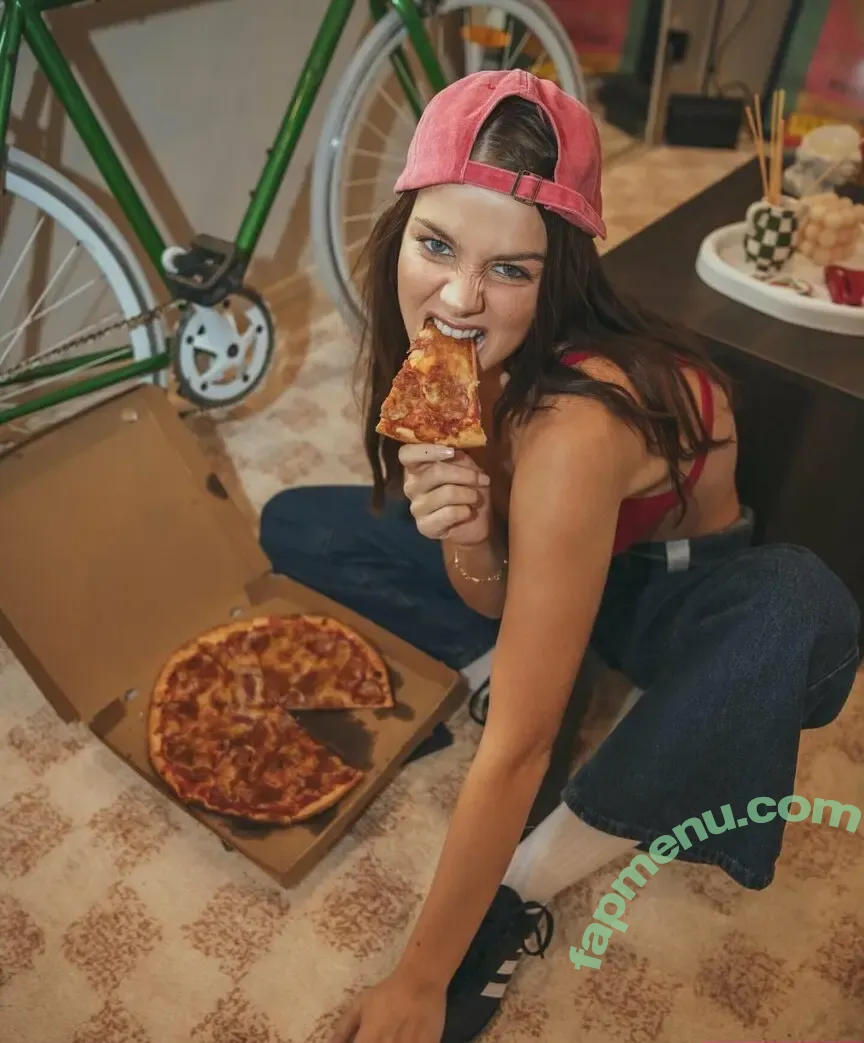 Chloe Campbell nude photo #0010 (chloecxmpbell)