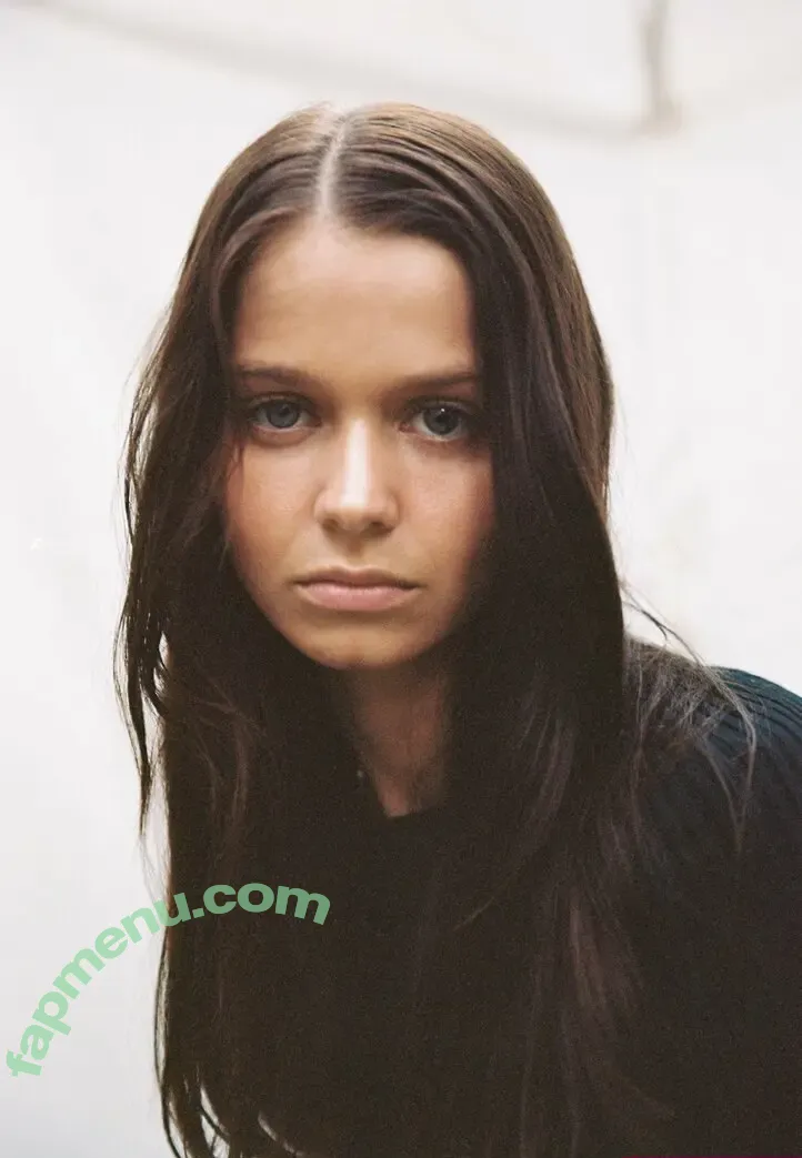 Chloe Campbell nude photo #0116 (chloecxmpbell)