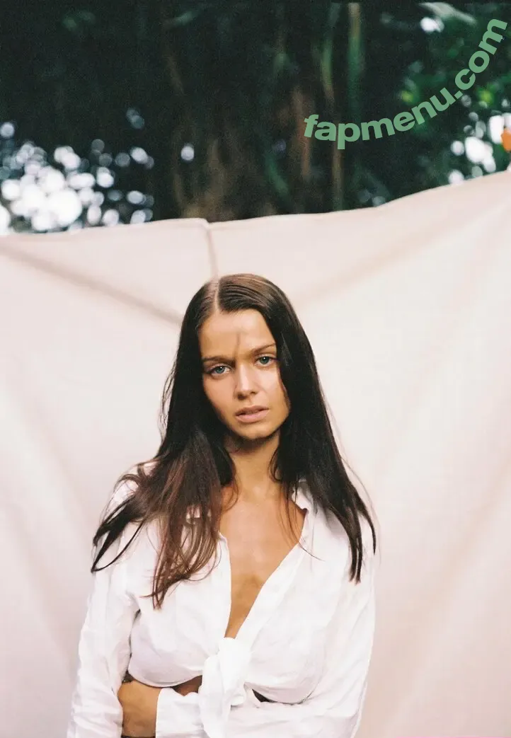 Chloe Campbell nude photo #0119 (chloecxmpbell)