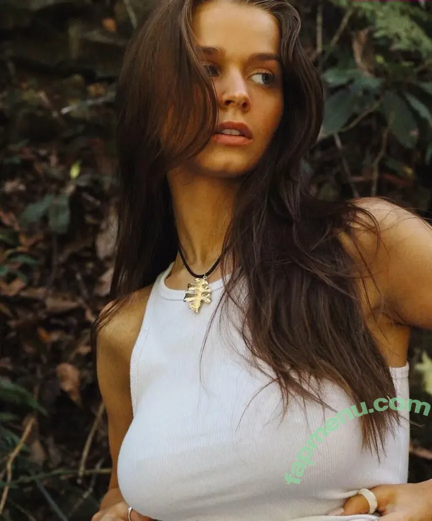 Chloe Campbell nude photo #0221 (chloecxmpbell)