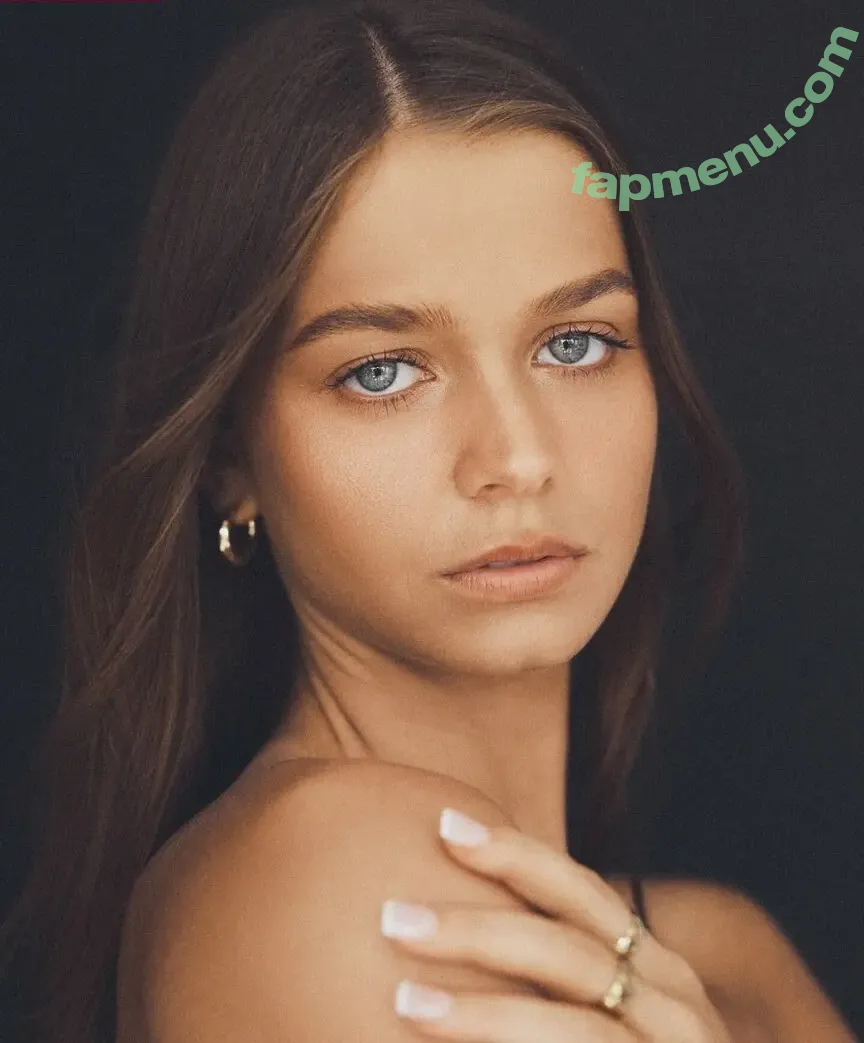 Chloe Campbell nude photo #0337 (chloecxmpbell)