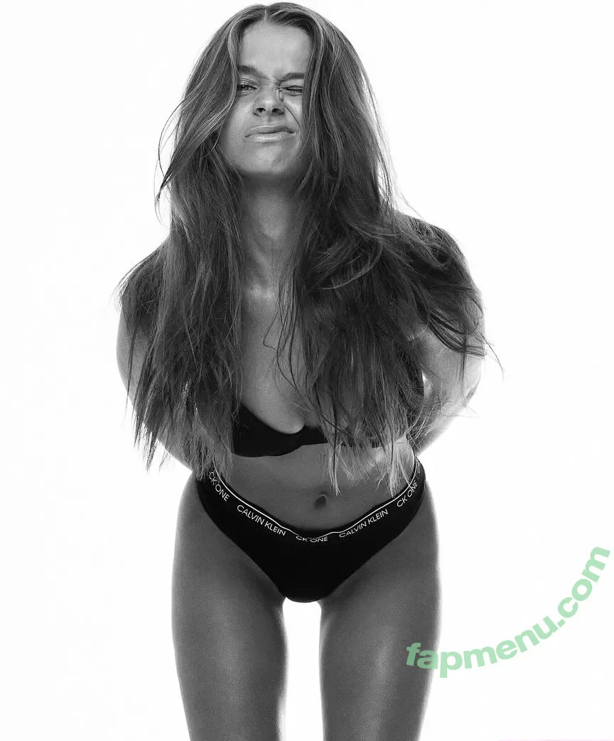 Chloe Campbell nude photo #0464 (chloecxmpbell)
