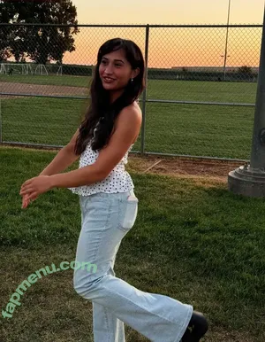 Chloe Cole / American activist / ChloeCole / callumandcole / chooocole nude photo #0055